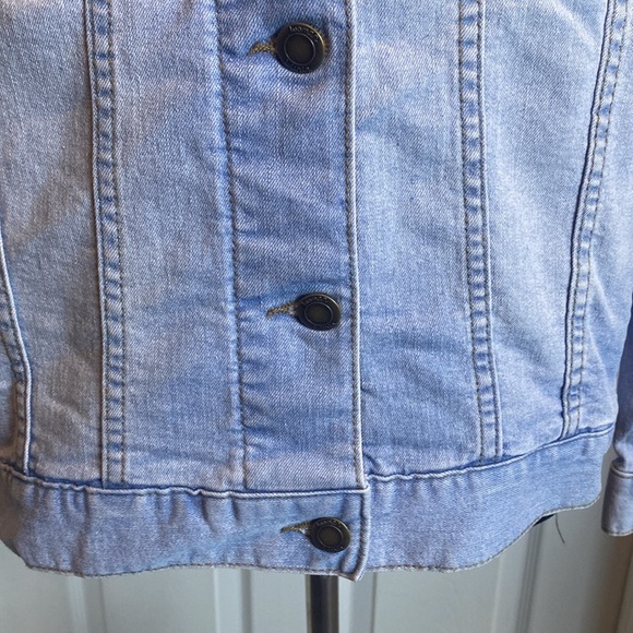 Woman Within Jean Jacket Light Blue Denim Sz 16W NWOT - Picture 3 of 8